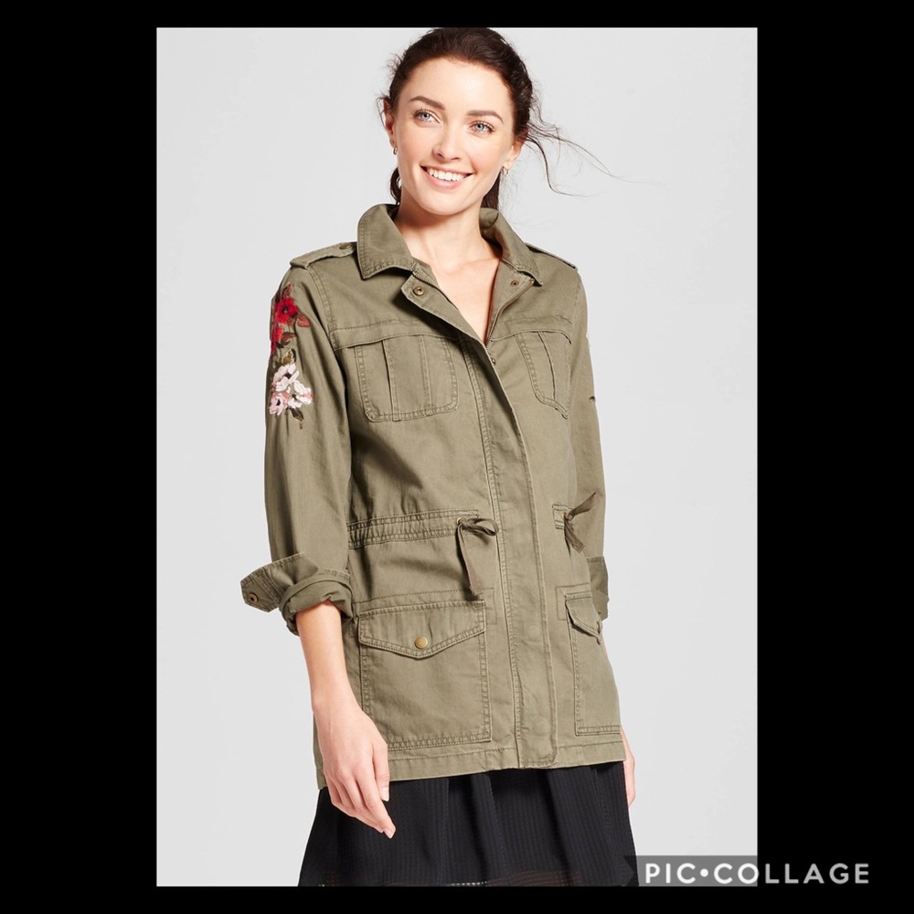 A New Day Floral Embroidered Army Tunic 🌹